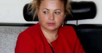 “თურქეთში საშინელება ხდება, ასობით სასაფლაო წინასწარა გათხრილი. ქვეყანაში ვირუსის და სიკვდილის სუნი თანაბრად ტრიალებს, ჩემს საქართველოში მინდა..”