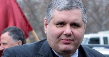 “ჯოჯხეთი მელის წინ,ტანჯვით სიკვდილი მელოდება..” – ნახეთ რას წერდა სიკვდილამდე ცოტახნიტ ადრე კობა დავითაშვილი
