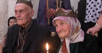 “ერთ დღეს დავიბადეთ და სიკვდილიც ერთ დღეს გვინდაო და..” – ნახეთ დღეს დილით ბედნიერი და ხანდაზმული წყვილის სურვილი ტრაგიკულად ასრულდა
